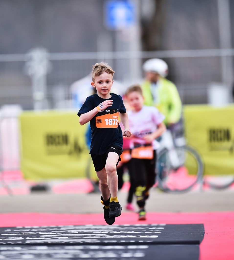 ЛИГА ТРИАТЛОНА. ДЕТИ & JUNIORSTAR (7-8 лет) MOSCOW LUZHNIKI 2023 ЛИГА ТРИАТЛОНА. ДЕТИ & JUNIORSTAR (7-8 лет) MOSCOW LUZHNIKI 2023